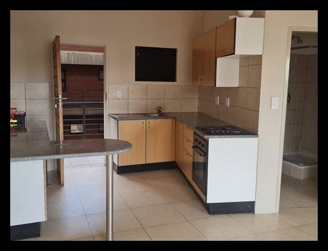 1 BEDROOM APARTMENT FOR SALE IN BRAAMFONTEIN WERF
